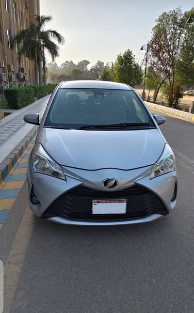 TOYOTA VITZ 2018