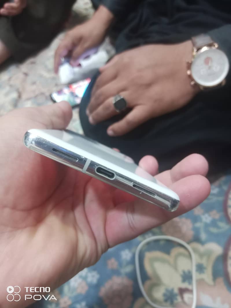 Google pixel 7 pro 2