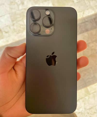 15 pro max non pta JV 96 Health and 197 CC  10/10 lush phone black