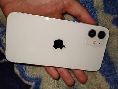 iPhone 12 64GB White – iOS 26 – 10/10 – Face ID OK
