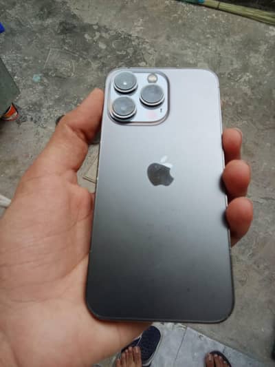 I phone 13 pro 256gb waterpak