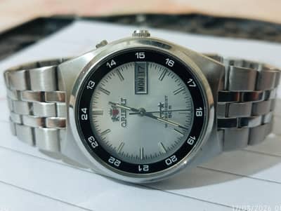 Stylish watch ⌚ for sale