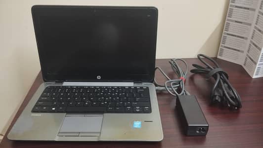 HP Elitebook 820, with Original Charger