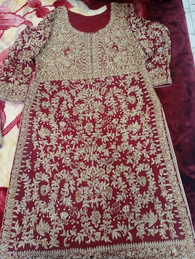 Bridal dress urgent sale full heavy styling barat dress