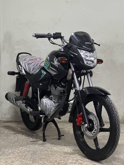 Honda cb125f 2026 model ( 600 used only )