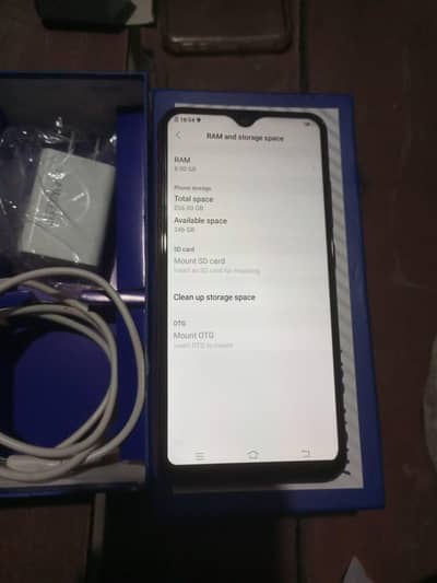 mujha paso ki need hai