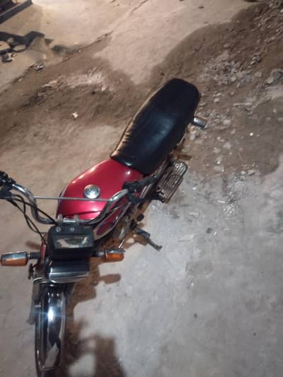 Yamaha dhoom cd70 03007932885