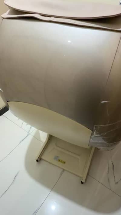 zero massage chair space x