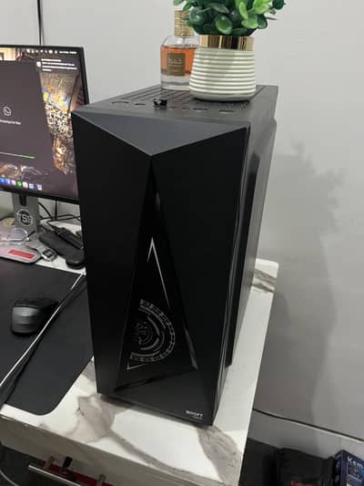 Gaming PC Build (Slightly Used)