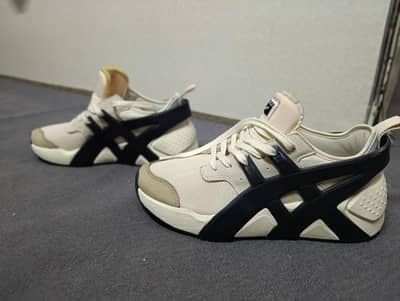 onitsuka tiger 2.0