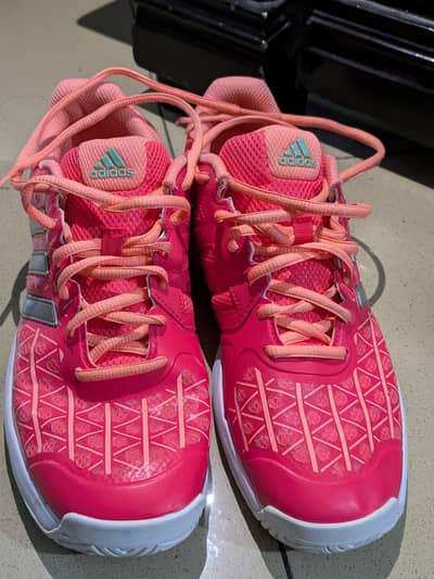 Adidas Barricade Club xJ - shock red/platinum metallic/sun glow