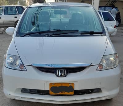 Honda City vario 2005 automatic conplete original.