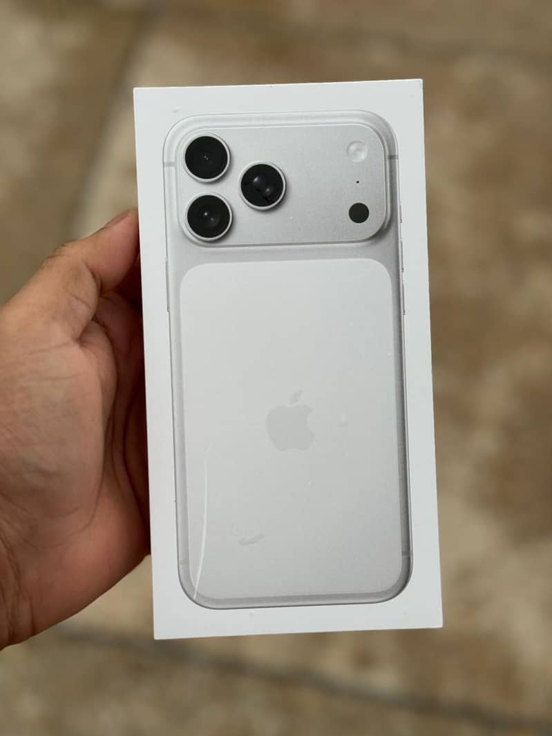 Iphone 17 pro Max 1