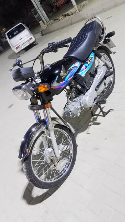 Honda CD70 2024 model Karachi num 1st owner Genuine condition