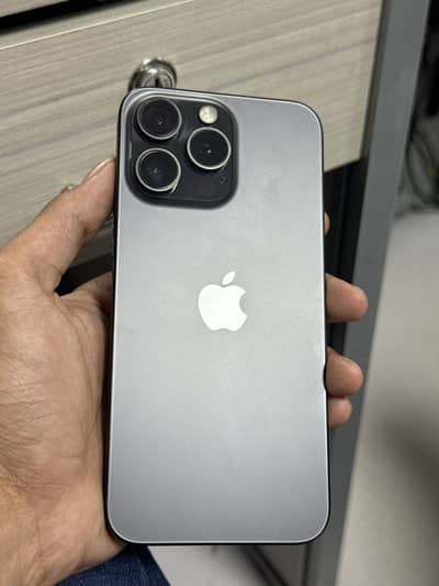 iPhone 15 Pro Max