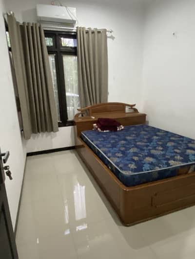 Daily basis room for couple family girls boys