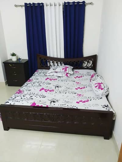 Daily basis room for couple family girls boys
