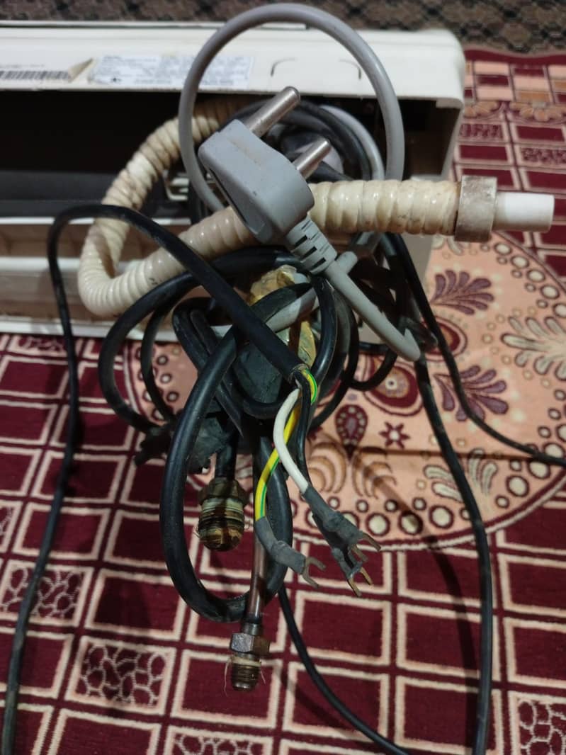 Haier AC (without compressor) 4