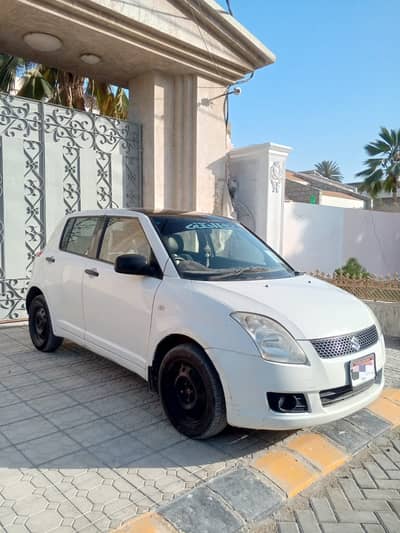 Suzuki Swift Dx 1.3 2015