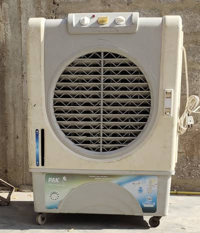 Pak Fan water AC color