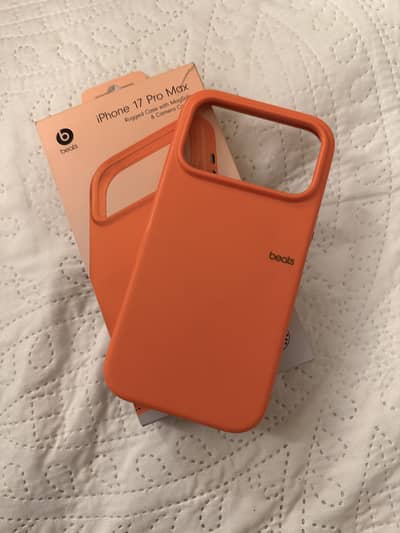 17 Pro Max Beats Case Orange