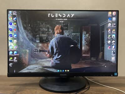 1080p 75Hz 24inch 10/10 IPS PHILIPS 243V7Q Monitor hydraulic Stand
