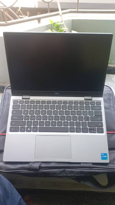 dell lattitude 3320 / i5 11 generation/ 8gb ram / 256 gb ssd