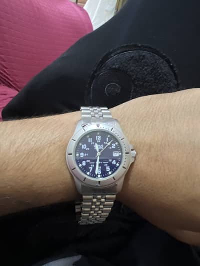 lours sports vantage watch 1885 years old