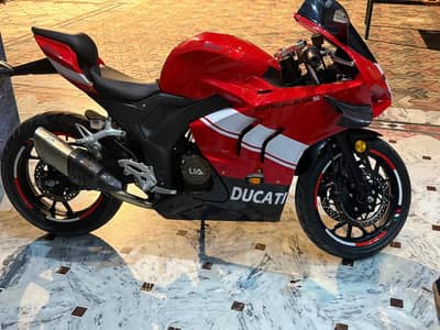 Kawasaki Ninja ZX - 3 R