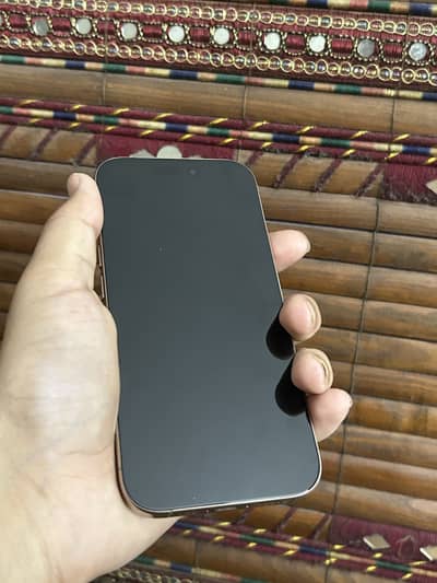 iPhone 16 pro factory unlock