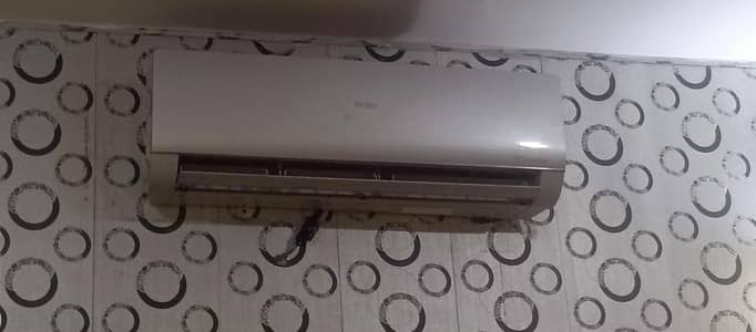 1 ton DC inverter 2  AC haier and orient