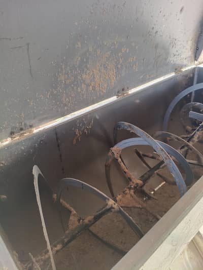 Feed Pellet Machine Set – Cutter, Mixer & Pallet Machine – Almost New