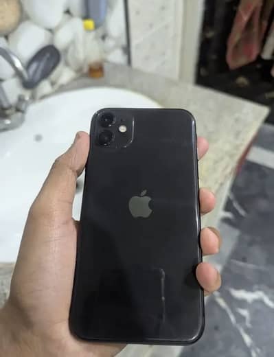 IPHONE 11 (BYPASS) 64GB 10/10 condition all ok on any fult