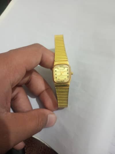 girls vintage watch 1986 quartz qmax