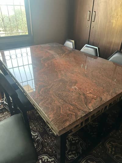 Dining Table with 6 chairs