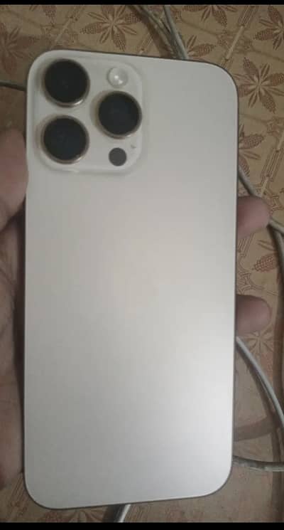 Apple iPhone 16 Pro Max