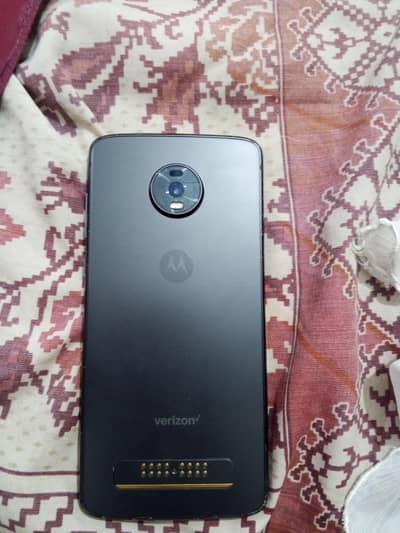 moto z4