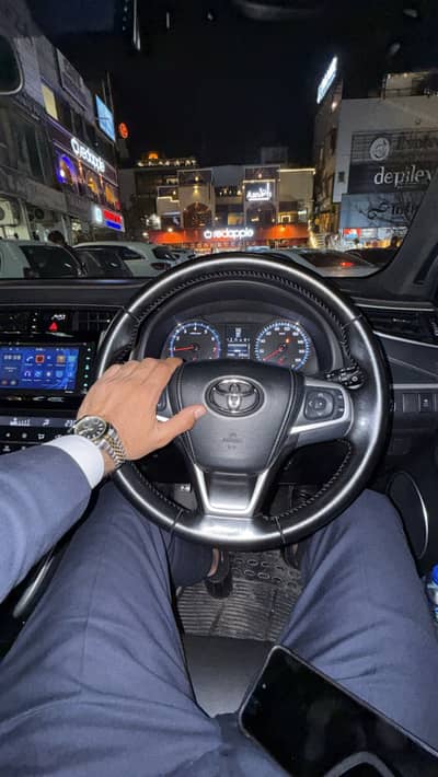 Professional Driver | Armoured & Luxury Vehicle Expert