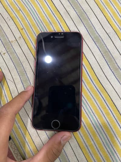 iphone SE 2020 64 GB. JV battery health 82