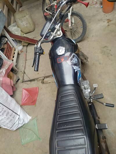 honda 125 17 model ad parh ka msg kray