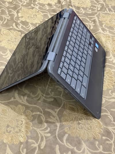 Touchscreen HP Chromebook 2027 updates 4/32