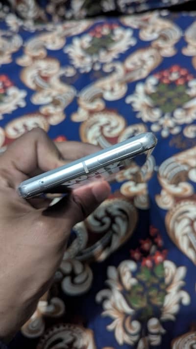 Good pixel 7 For sale 8/128