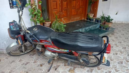 United 70 cc motorcycle in okay condition