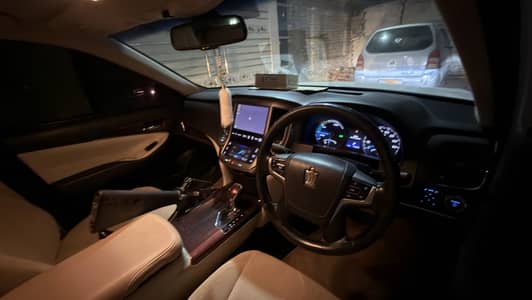 Crown Royal Saloon for sale contact on whattsapp