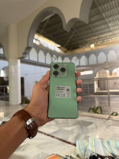 Tecno spark 20 pro 8/256