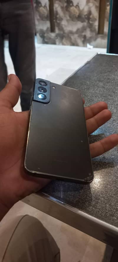 Samsung s22 docomo phone 8/ 256 cp