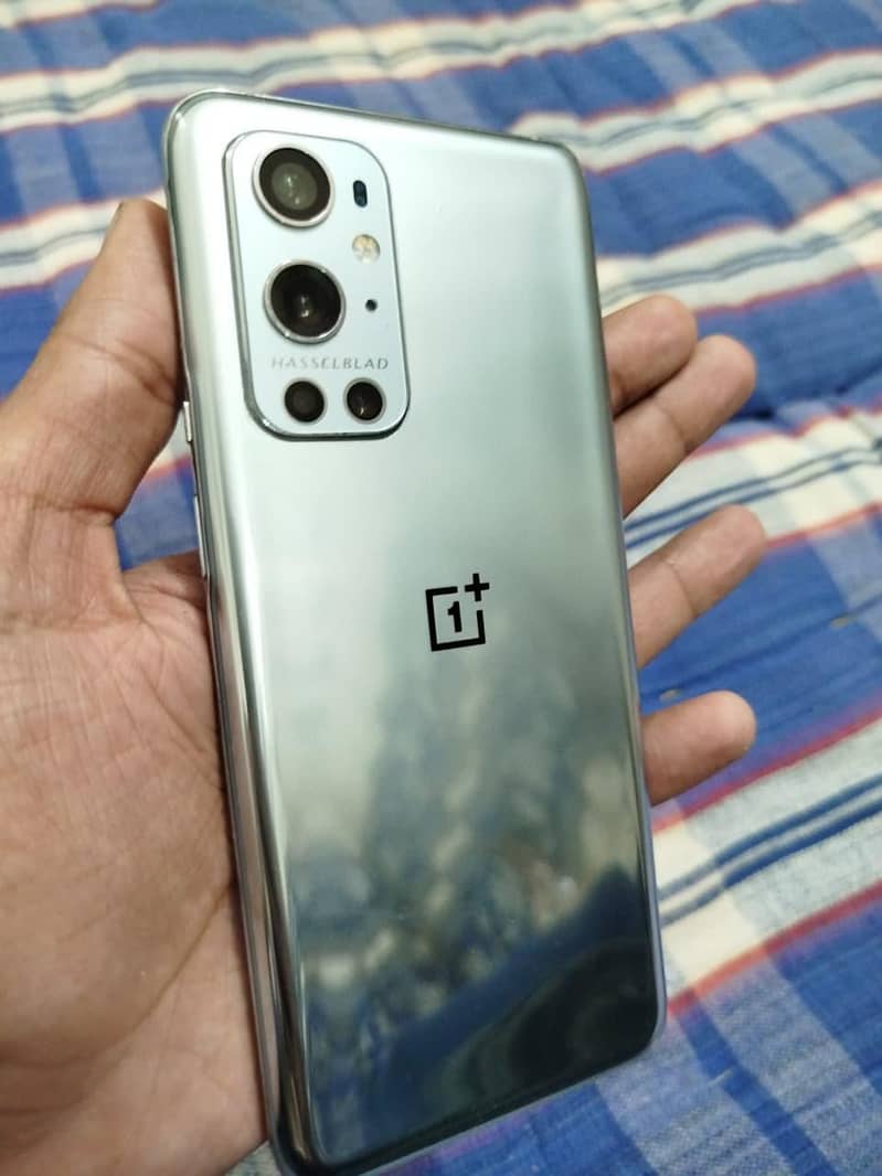 OnePlus 9 pro 2