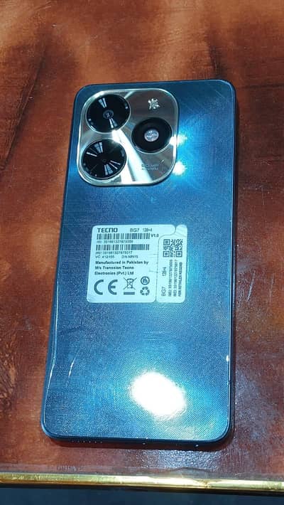 tecno spark20c. 4/128 with box call or Whatsapp 03074937491