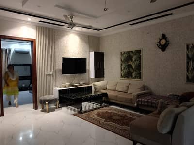 10 Marla new House In Divine Garden