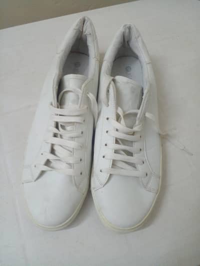 Imported Classic White casual sneakers
